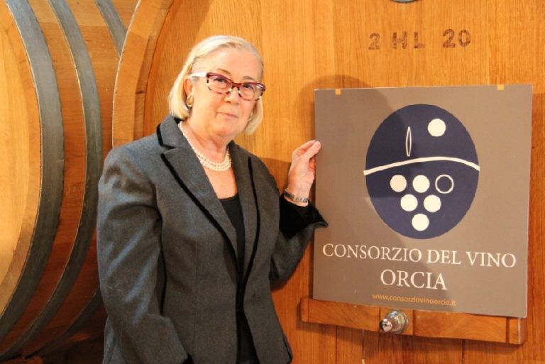 Vino Orcia, riconferma per Donatella Cinelli Colombini alla guida del Consorzio