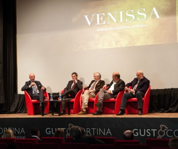 Da Gustocortina nasce il Cortina Wine Club