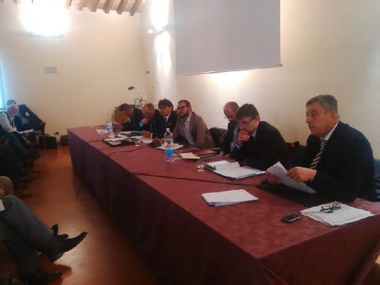 Emergenza ungulati, la Toscana si mobilita. La caccia non basta, serve attuazione Piano faunistico