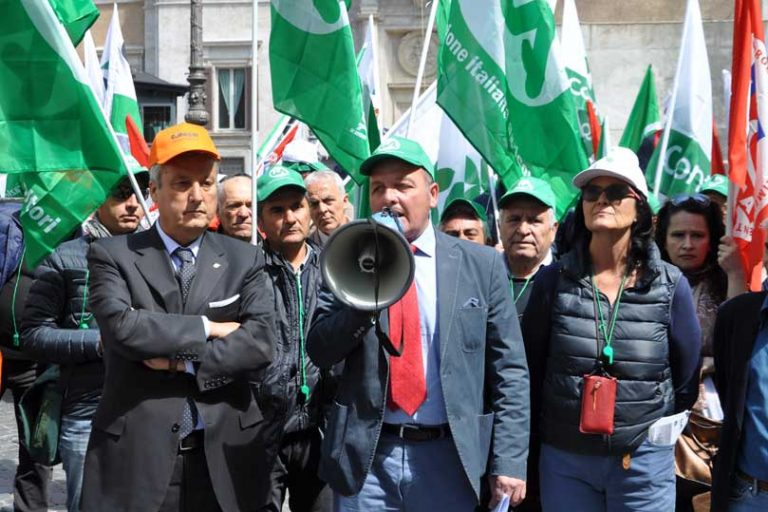 Mobilitazione agricoltori: bene rassicurazioni Agea su liquidazioni più repentine