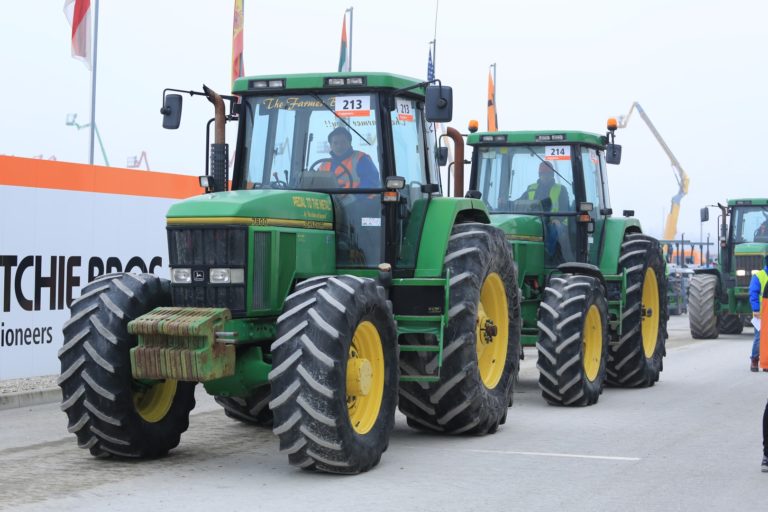 L’allarme di FederUnacoma. I numeri parlano di uno scenario critico per il mercato trattrici