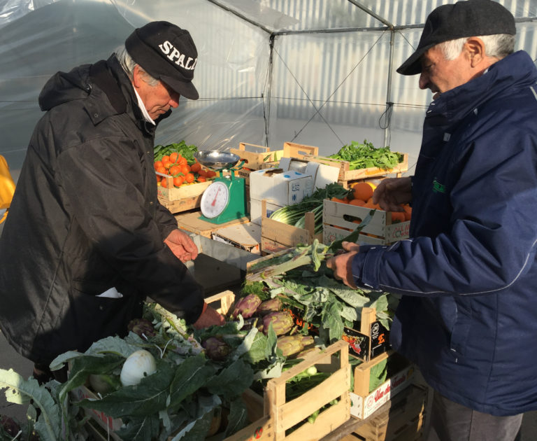 Vendita diretta. Proroga delle concessioni  valida anche per gli imprenditori agricoli