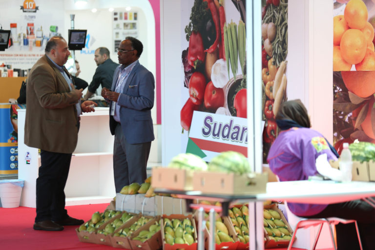 Dall’Angola al Sudan. Le delegazioni estere promuovono Macfrut 2017