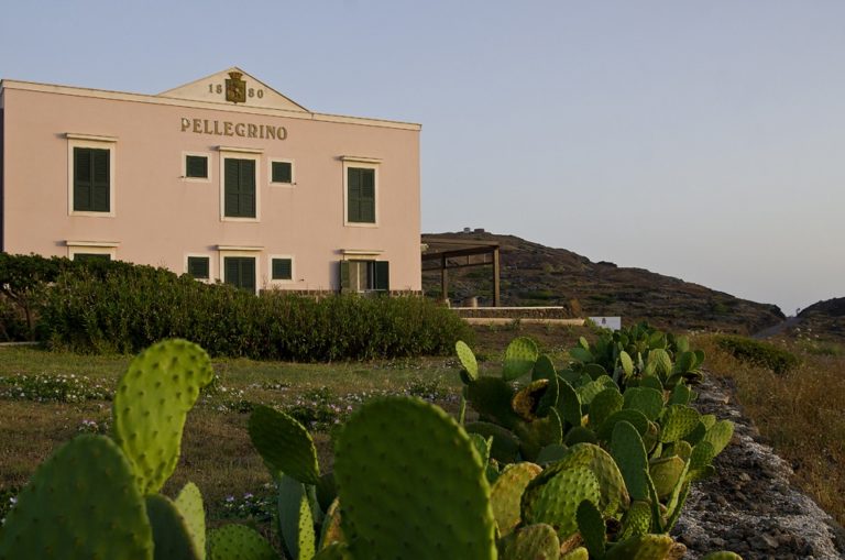 Pantelleria Doc Festival. Tre giorni con il Passito e le bellezze naturali per promuovere l’isola