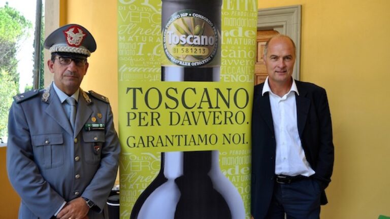 Olio Toscano IGP: Fabrizio Filippi confermato alla presidenza del Consorzio