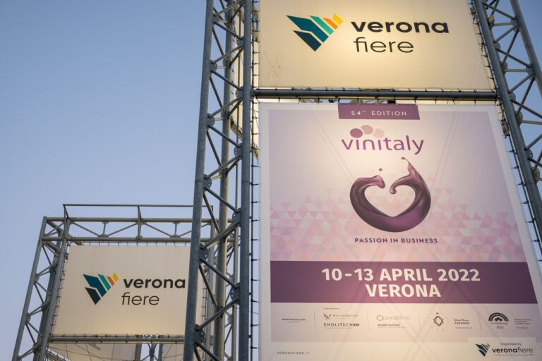 Vinitaly, 12 mila operatori alla Special Edition. Appuntamento ad aprile 2022