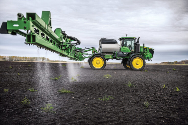 Tecnologia See &Spray, John Deere si aggiudica il CES 2022 Innovation Awards Best of Innovation