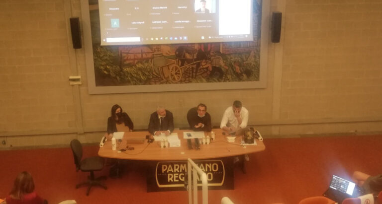 ARAER e Consorzio Parmigiano Reggiano, insieme per un grande progetto  contro l’antibioticoresistenza in allevamento