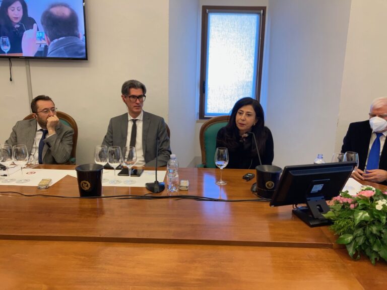 Cooperazione. Odeh (Ambasciatrice Palestina) a Montepulciano: Aiutateci a fare agricoltura ed esportare i nostri prodotti