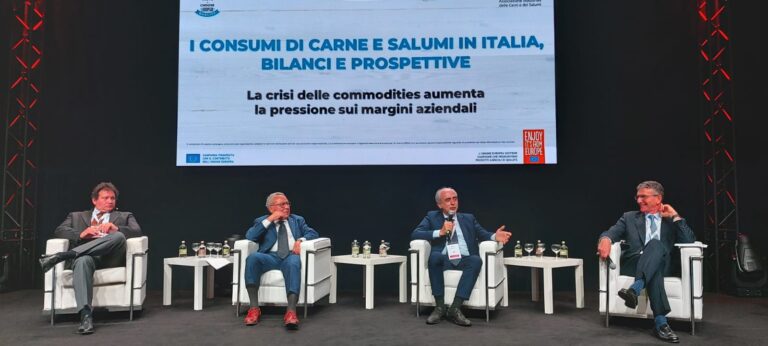 Assica. Appello dal settore salumi e carne suina: la crisi delle commodities aumenta la pressione sui margini aziendali