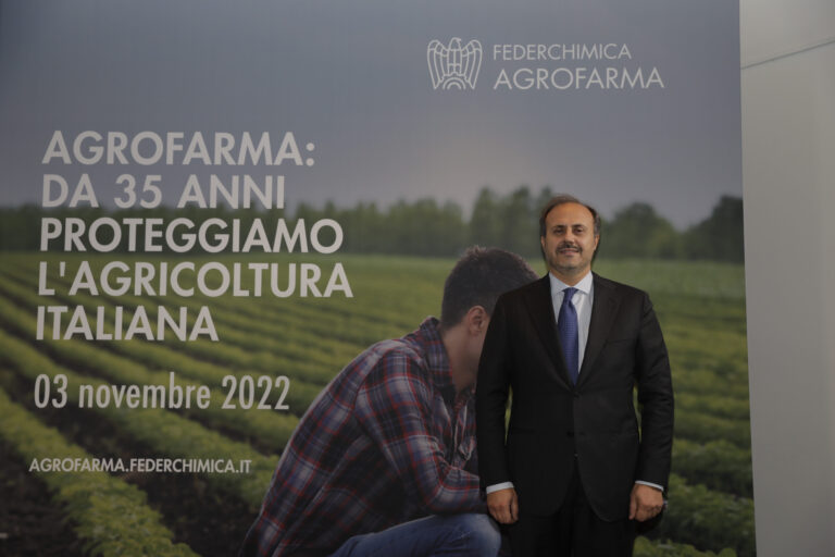 Agrofarmaci. Vanelli (Agrofarma): Taglio UE del 62% minaccia produzione e qualità Made in Italy