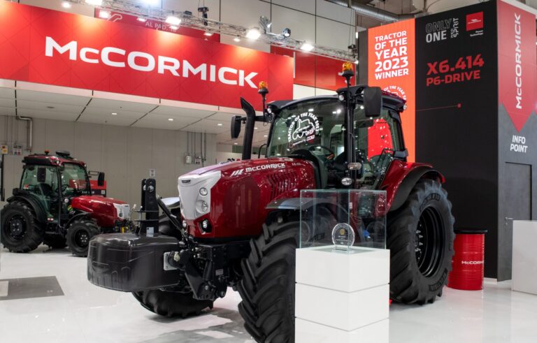 McCormick X6.414 P6-Drive è Tractor of The Year 2023 nella categoria Best Utility