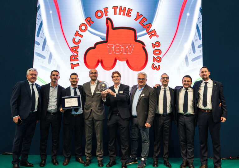 T4.120 F di nuova generazione New Holland vince il titolo di Best of Specialized a Tractor of the Year 2023