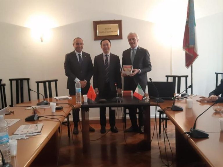 Italia-Vietnam: accordo tra Fruitimprese, Confagricoltura e Governo Locale