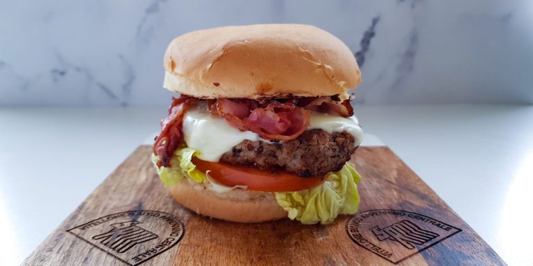 Hamburger con carne di Vitellone Bianco dell’Appennino Centrale Igp. Ecco la ricetta