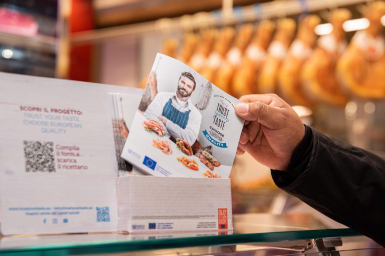 “Scegli la qualità europea”: è il messaggio del progetto di Assica che in Italia coinvolge oltre 70 salumieri