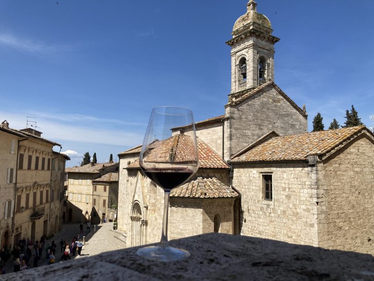 Orcia Wine Festival: quattro giorni di eventi e degustazioni per i vini Orcia fra sale affrescate nel paesaggio più bello del mondo