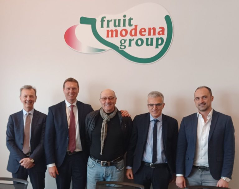 Accordo UniCredit e Fruit Modena Group a supporto delle 300 imprese agricole conferenti