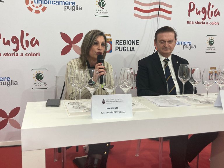 Al Vinitaly i 50 anni del Primitivo di Manduria. Pastorelli: Lavoriamo ‘federati’ per arrivare a Docg