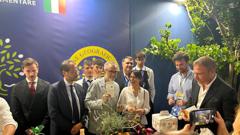 G7: Lollobrigida a Bari inaugurato spazio dedicato a prodotti Dop e Igp