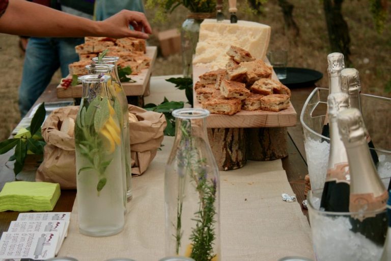 Aromatica: il 15 giugno alla scoperta dei profumi lungo la Strada dei Vini e dei Sapori dei Colli Piacentini 