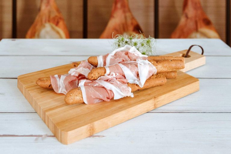 Il Prosciutto di San Daniele Dop fa bene alla salute e anche all’economia con 360milioni di euro fatturati nel 2023