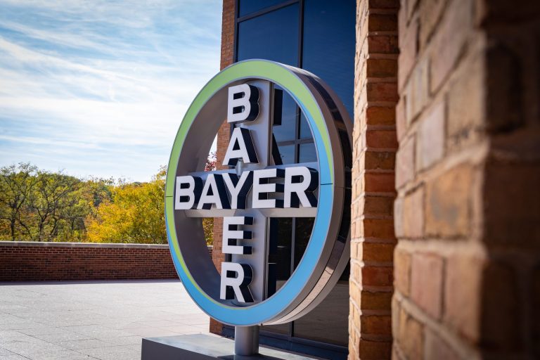 Bayer in Italia festeggia 125 anni: dall’aspirina a oggi, tante cose anche per l’agricoltura