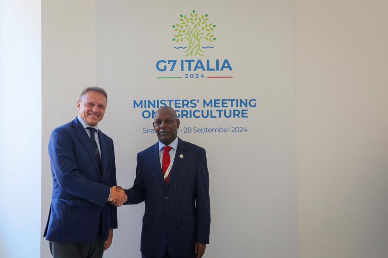 G7 Agricoltura, il bilaterale con il Kenya. Ottimi rapporti fra i due Paesi