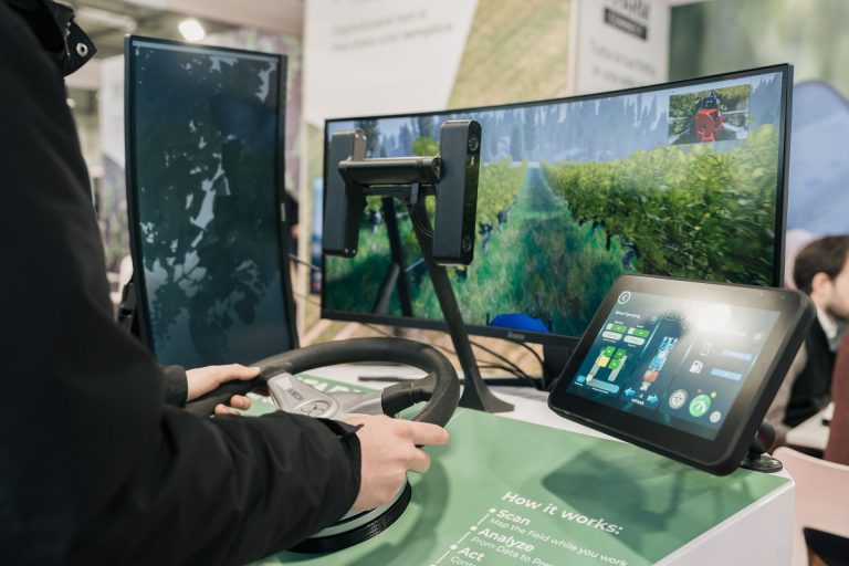 Fieragricola Tech. Oltre 50 convegni in due giorni, focus su digital farming, robotica, smart irrigation, rinnovabili e biosolution